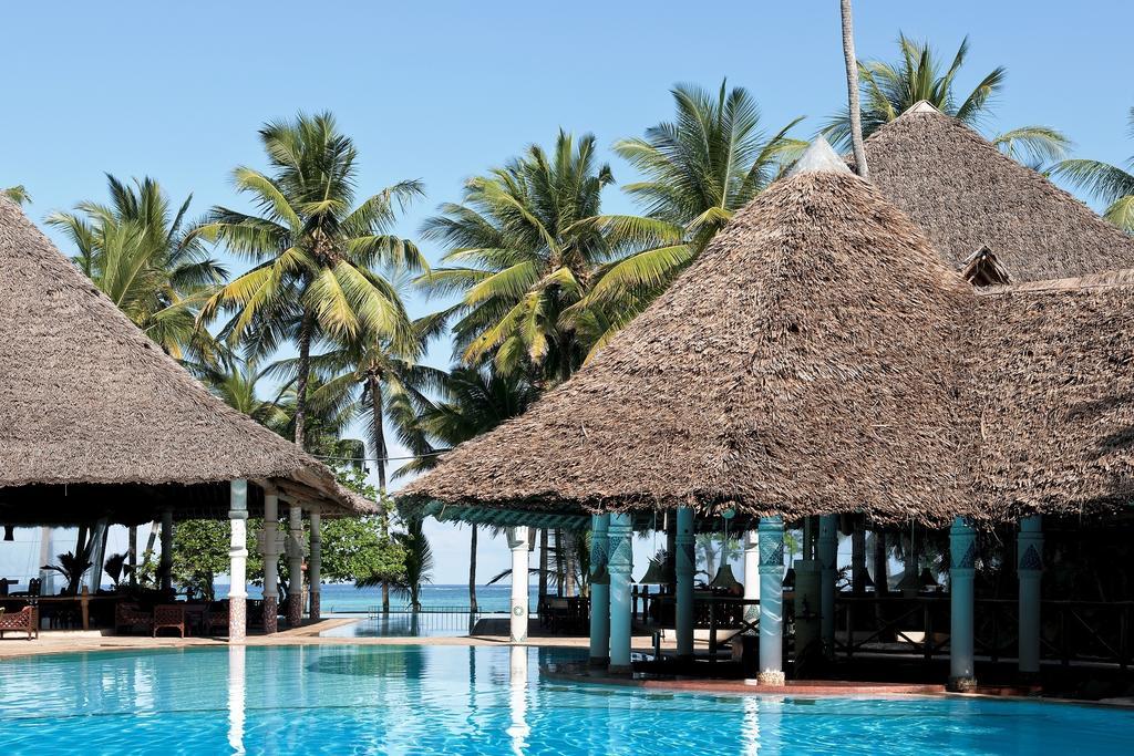Neptune Village Beach Resort & Spa Galu Ngoại thất bức ảnh