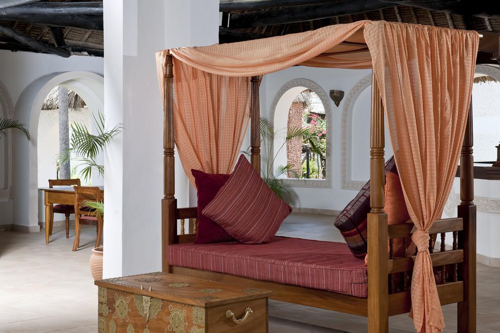Neptune Village Beach Resort & Spa Galu Ngoại thất bức ảnh